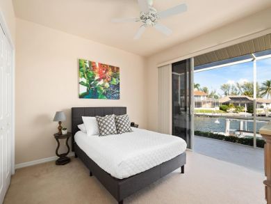A Magnificent Luxury Marco Rental Walk to Beach
